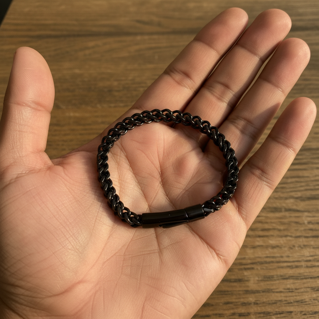 Black Double Franco Chain - Full Bracelet on Palm